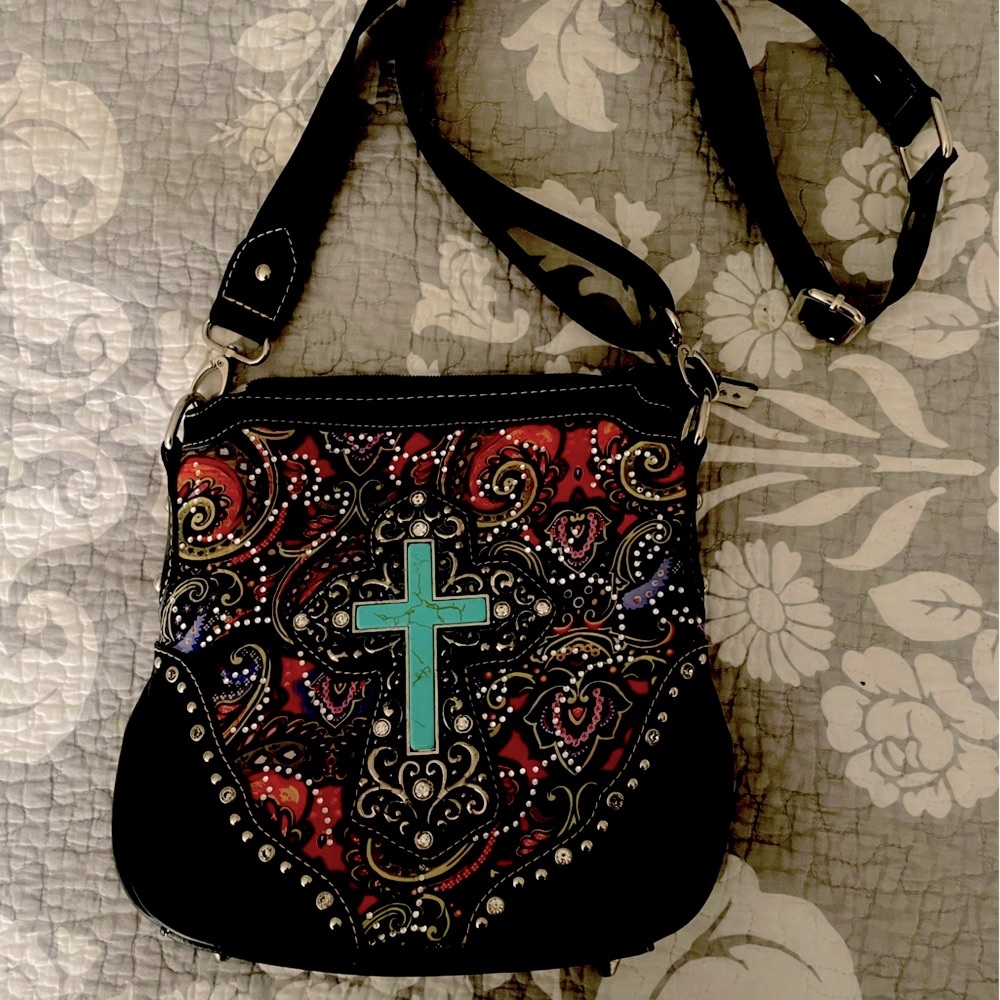 NWOT MONTANA WEST SATCHEL Black &Paisley bag accented with a Cross &Rhinestones